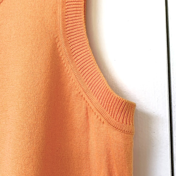3/$15! Talbots Women’s Sweater Sleeveless Tank. Size S - Picture 4 of 7